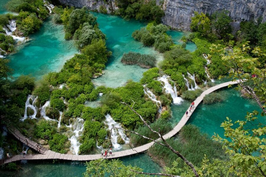 Private Day Trip Zagreb-Plitvice Lakes National Park - Arriving at Plitvice Lakes National Park