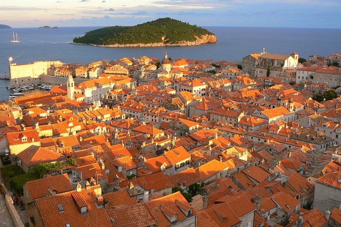 Private Dubrovnik City Walls Walking Experience - Starting beside Onofrio’s Large Fountain