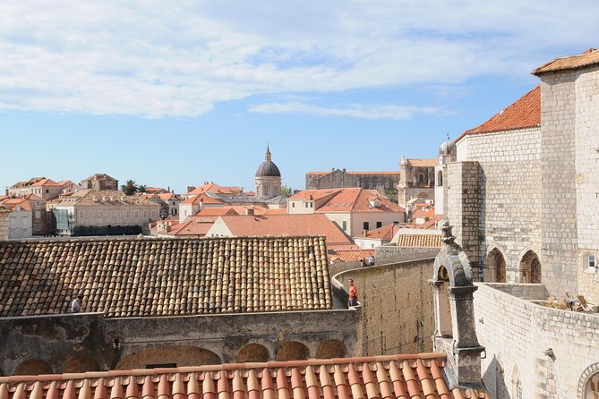 Private Dubrovnik City Walls Walking Experience - What a private guide adds