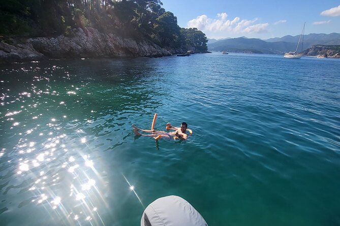 Private Elaphiti Islands Boat Tour Tailor-Made 8h - Price, fuel, lunch, and group value