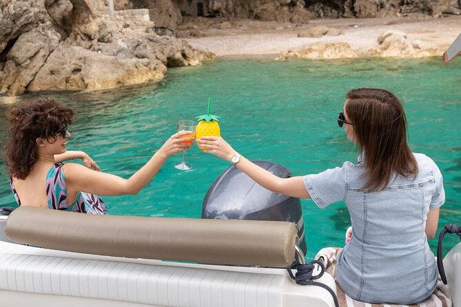 Private Elaphiti Islands Tailor-Made Boat Tour 4h -All inclusive - Drinks and snacks make the short outing easy