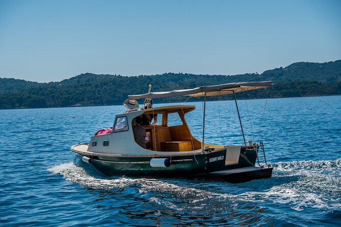 Private Half Day and Full Day Elaphiti Islands Tours - Why the caves make this private boat trip special