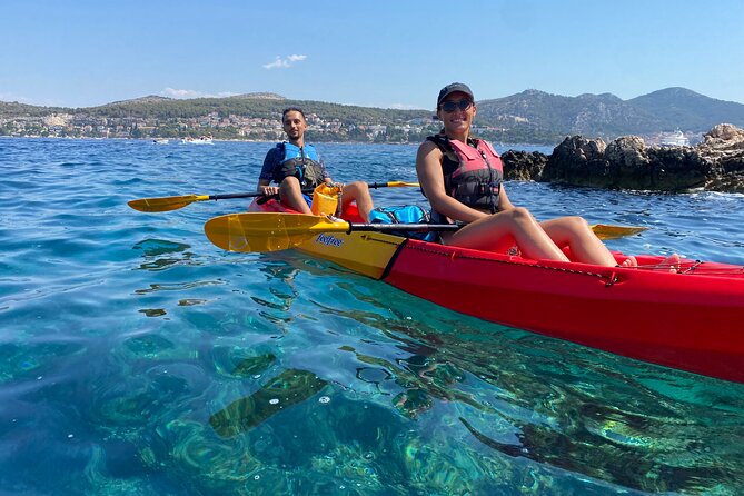 Private Half-Day Kayak Experience in Hvar and Pakleni Islands - Choosing your route across the water