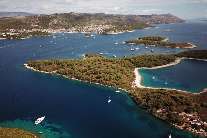 Private Half-Day Kayak Experience in Hvar and Pakleni Islands - Private freedom instead of a guided tour