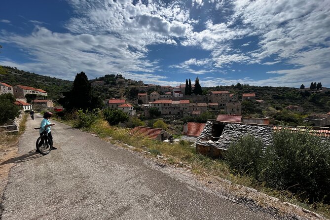 Private Hvar Island Bike Tour and Wine Tasting - Key points at a glance