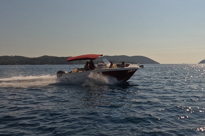 Private luxury speedboat tour-Islands, caves, beaches, snorkeling - Šipan: a lunch stop with one important extra cost