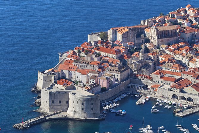 Private Panorama, Cavtat and Dubrovnik City Tour - An hour of freedom in Cavtat