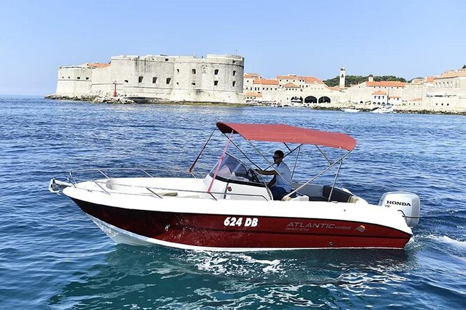 Private sailing tour at the Makarska Riviera - Flexible sailing along the Makarska Riviera