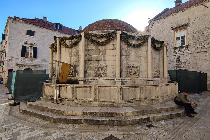 Private Self-Guided Audio Walking Tour in Dubrovnik Old Town - Gundulić Monument and the poet’s epic