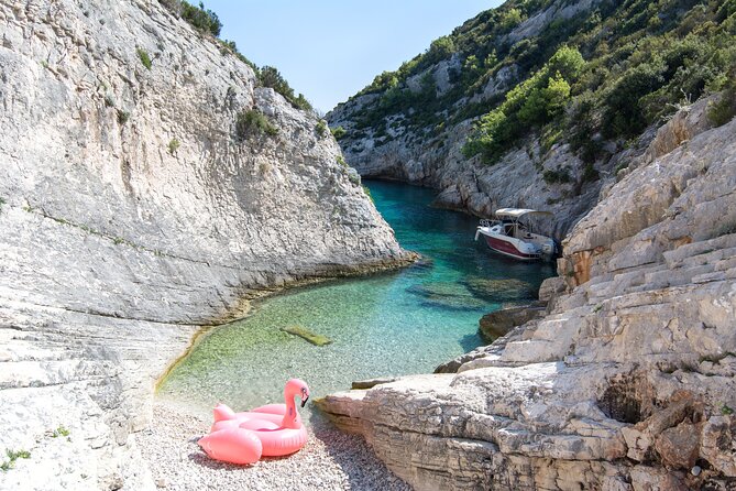 Private Speed Boat Tour to Blue Cave & Pakleni islands - Mlini Beach and the afternoon water color