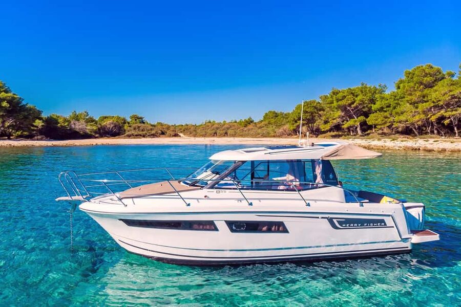 Private speedboat tours Sea Symphony - Mala Stiniva Bay, Hvar