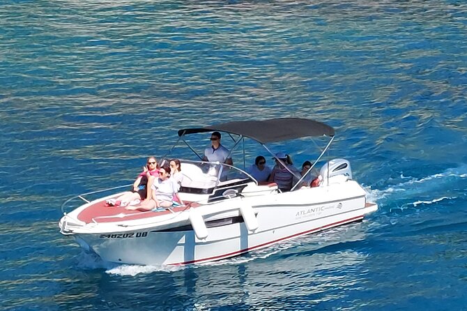 Private Three island Tour from Dubrovnik - The Dubrovnik walls seen from the water
