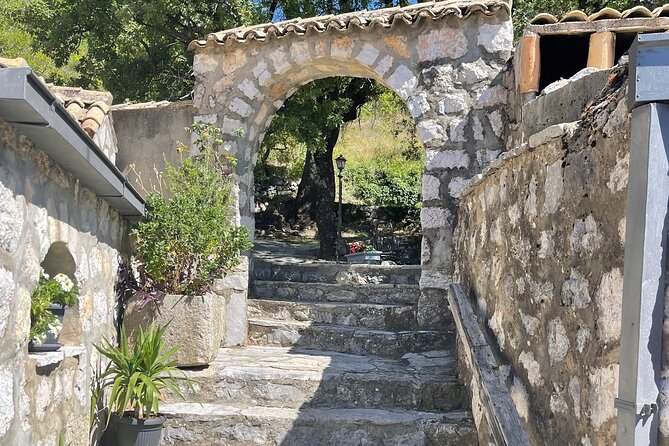 Private Tour: Cavtat and Konavle Day Trip from Dubrovnik with Lunch - Sivi Soko and the Wide Southern View