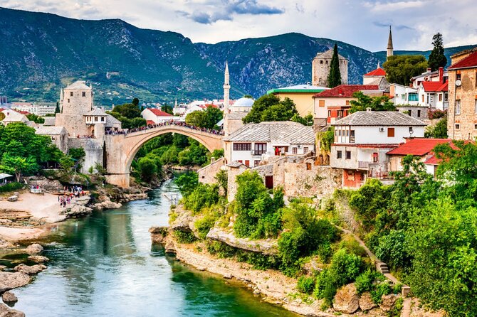 Private Tour in Mostar, Bosnia and Herzegovina - Entering Mostar and making the most of two hours