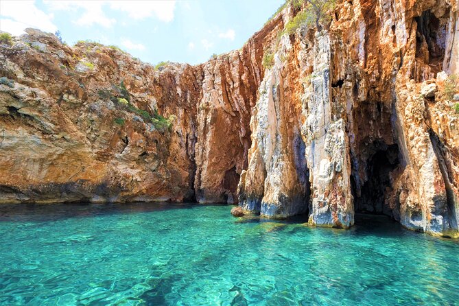 Private Tour of Red rocks, Pakleni Islands and Hvar's Southern Beaches - Key points to know before you book
