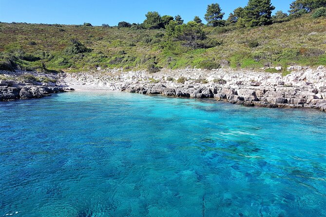 Private Tour of Red rocks, Pakleni Islands and Hvar's Southern Beaches - Skippers can make or break the day