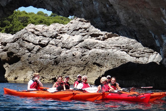 Private tour: Sea Kayaking & Snorkeling to Green Cave on Sipan island from Lopud - What the $423.40 group price really means