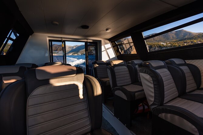 Private tours to Elaphite Islands by UFO BOAT - The crew and the feel of the day