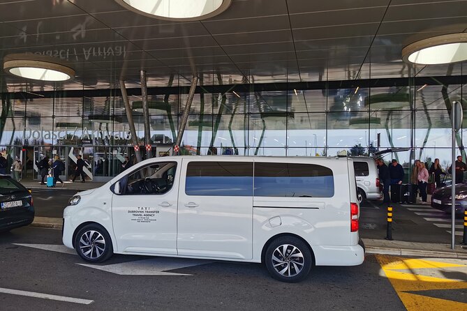 Private Transfer by 8 seats van from and to Dubrovnik Airport - What the 8-seat van means for your group