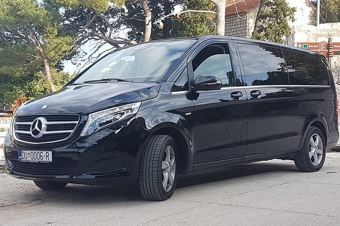 Private transfer Dubrovnik airport to Dubrovnik ACI Marina in Komolac - The 35 to 40 minute ride to ACI Marina Komolac