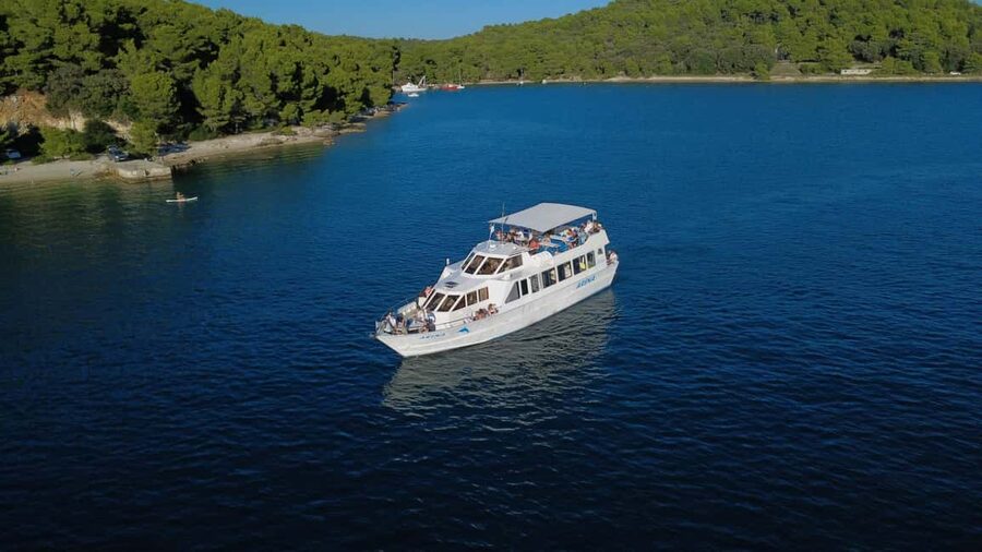 Pula: Brijuni National Park Dolphin Watching Tour w/Dinner - Brijuni National Park from the sea