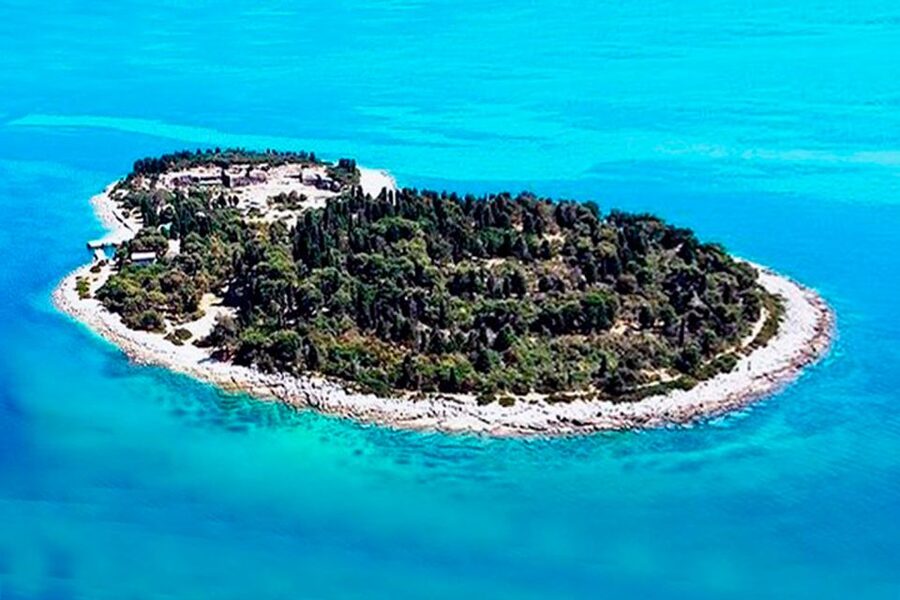 Pula: Brijuni National Park Tour with Island Visit - Cruising around every Brijuni island