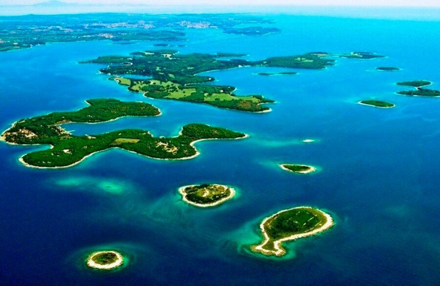 Pula: Brijuni National Park Tour with Island Visit - Boarding in Pula and settling into the cruise