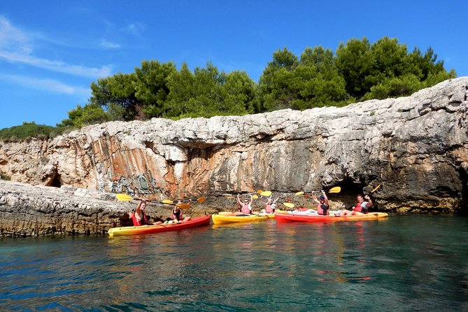 Pula Kayak, Cliffs & Snorkeling Adventure - What the equipment and guide support mean