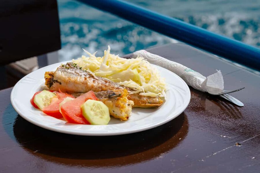 Pula: Private Dolphins & Sunset Tour With Dinner & Drinks - Useful planning advice for the three-hour cruise