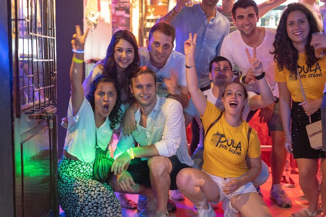 Pula Pub Crawl - Three bars and a moving party