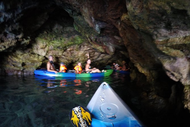 Pula Snorkeling and Kayaking tour self-guided - The short paddle toward Fratarski Island