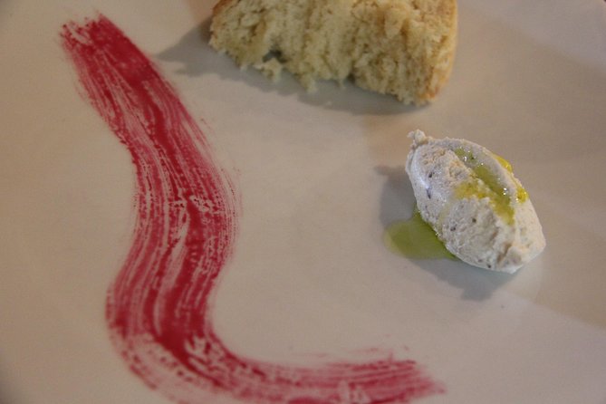 Pula Walking Food Tour - First tasting at Hotel Amfiteatar