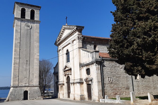 Pula walking tour - Arch of the Sergii and the old city streets