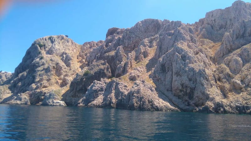 Punat: Plavnik and Krk Islands Private Boat Trip - Lunch, drinks, and the practical details