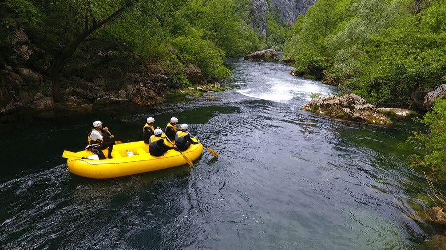 Rafting on the Cetina river - Two and a half hours among the canyon walls