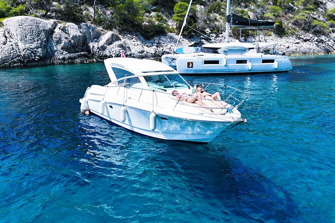 Red Rocks Private All Day Tour from the City of Hvar - An hour at Dubovica Beach