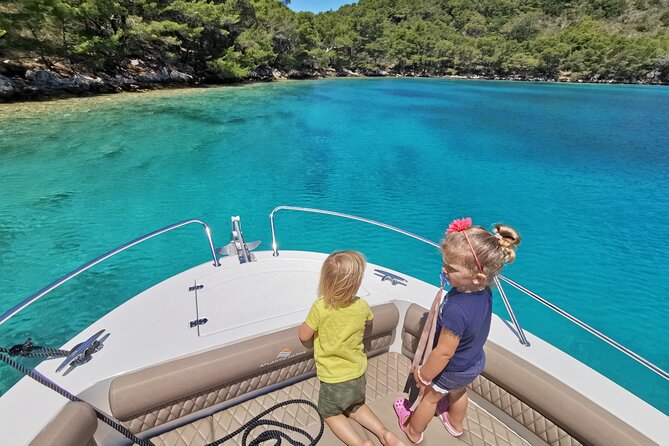 Rent a luxury speed boat for great fun on this Elaphiti Islands tour - Key points to know before booking