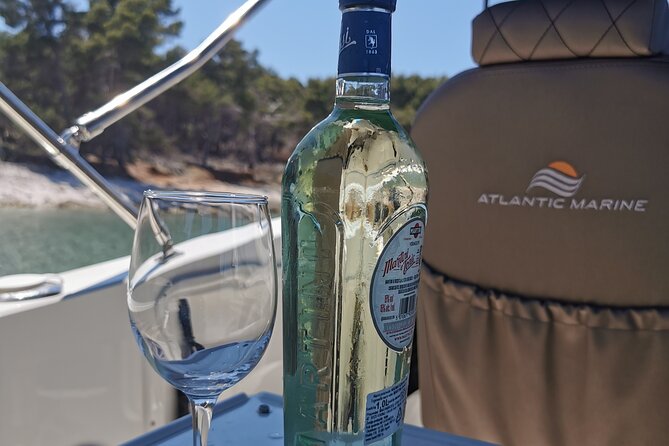 Rent a luxury speed boat for great fun on this Elaphiti Islands tour - Four hours or eight hours?