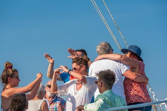 Rent a Traditional Wooden Boat (64 pax) - Key points to know before you book