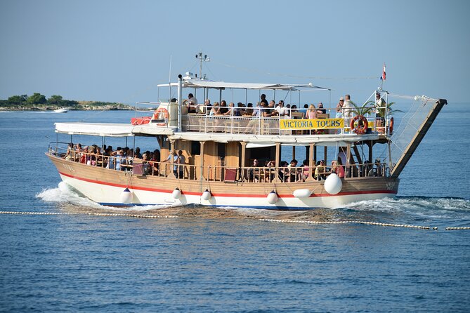 Romantic Boat Trip with Dolphin Watching - Setting Out From Obala Maršala Tita 13A