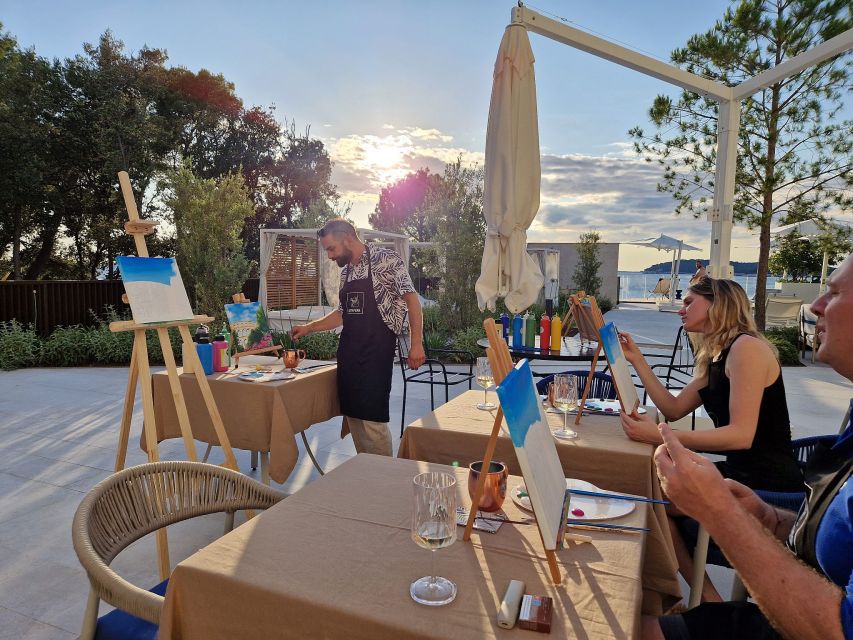 Rovinj: Artafera painting workshops - Paint, wine & more - What happens during the 150 minutes