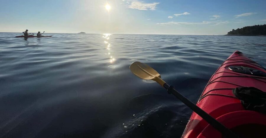 Rovinj: BUBA SUNSET KAYAK, snorkeling&driknks incuded - Paddling toward Sveta Katarina