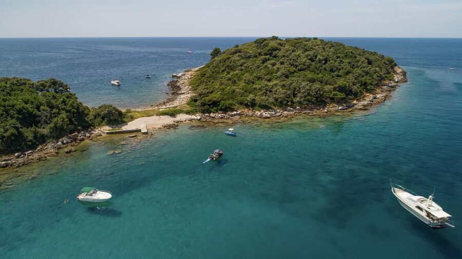 Rovinj: Luxury Island Hopping with Swimming & Snorkeling - Rovinj old town looks best on the way back