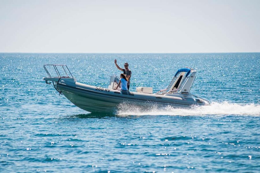 Rovinj: Red Island and Pirate Cave speedboat tour - Meeting in Rovinj and choosing your starting point