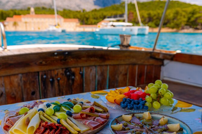 Sail Away - Korčula Archipelago Cruise, Swim and Snorkel - Snorkeling is pleasant, not the central attraction