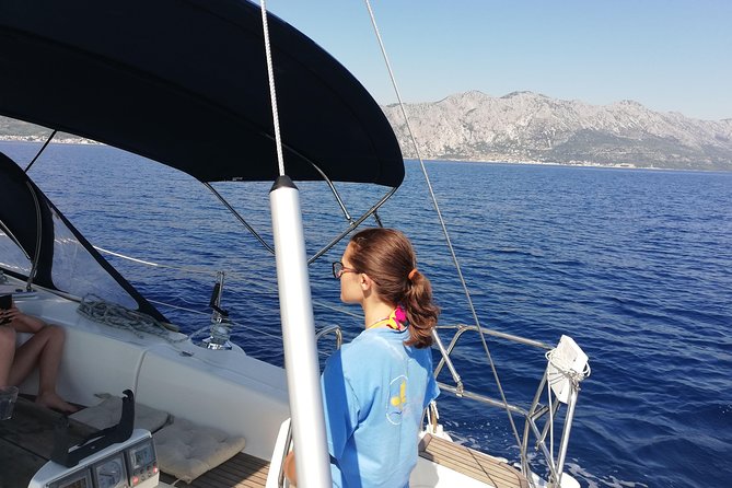 Sailboat tour to the islands - A small group makes the boat more workable