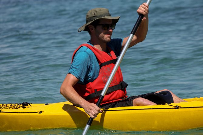 Sea kayaking Postira - Lovrečina (St.Lovre, archaeological site) - A short lesson before you reach open water