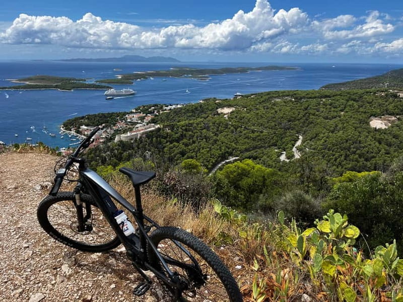 Self-guided mountain bike tour (non-electric) - What the equipment and self-guided format are worth