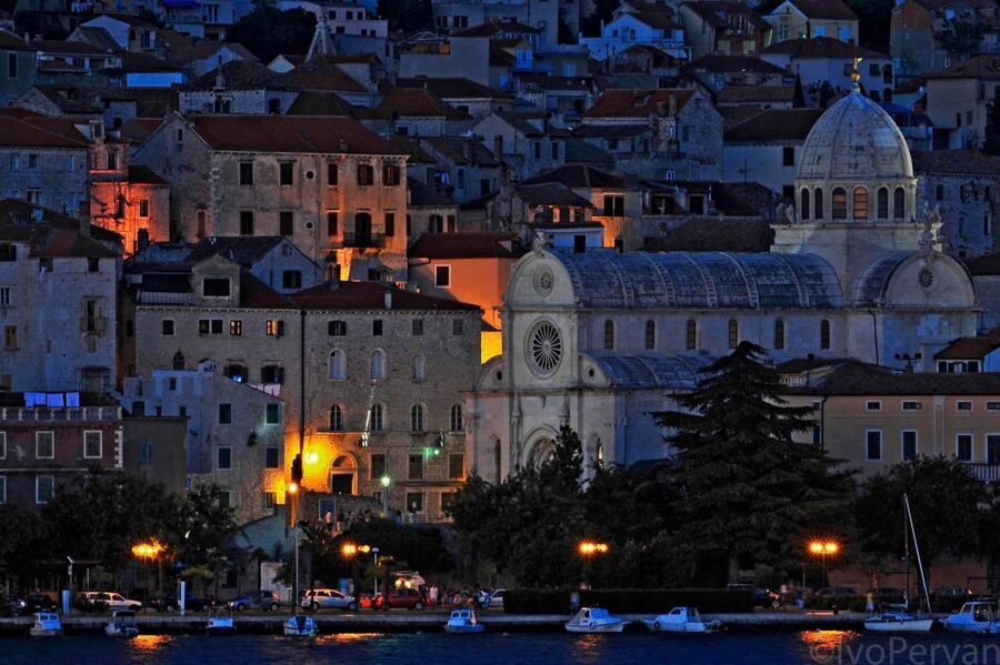 Sibenik: Guided Evening Walking Tour - Croatian National Theatre and a surprising early use of electricity