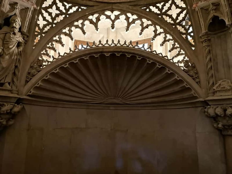 Šibenik: Medieval Night Walking Tour - Cathedral of St. James and the meaning of stone